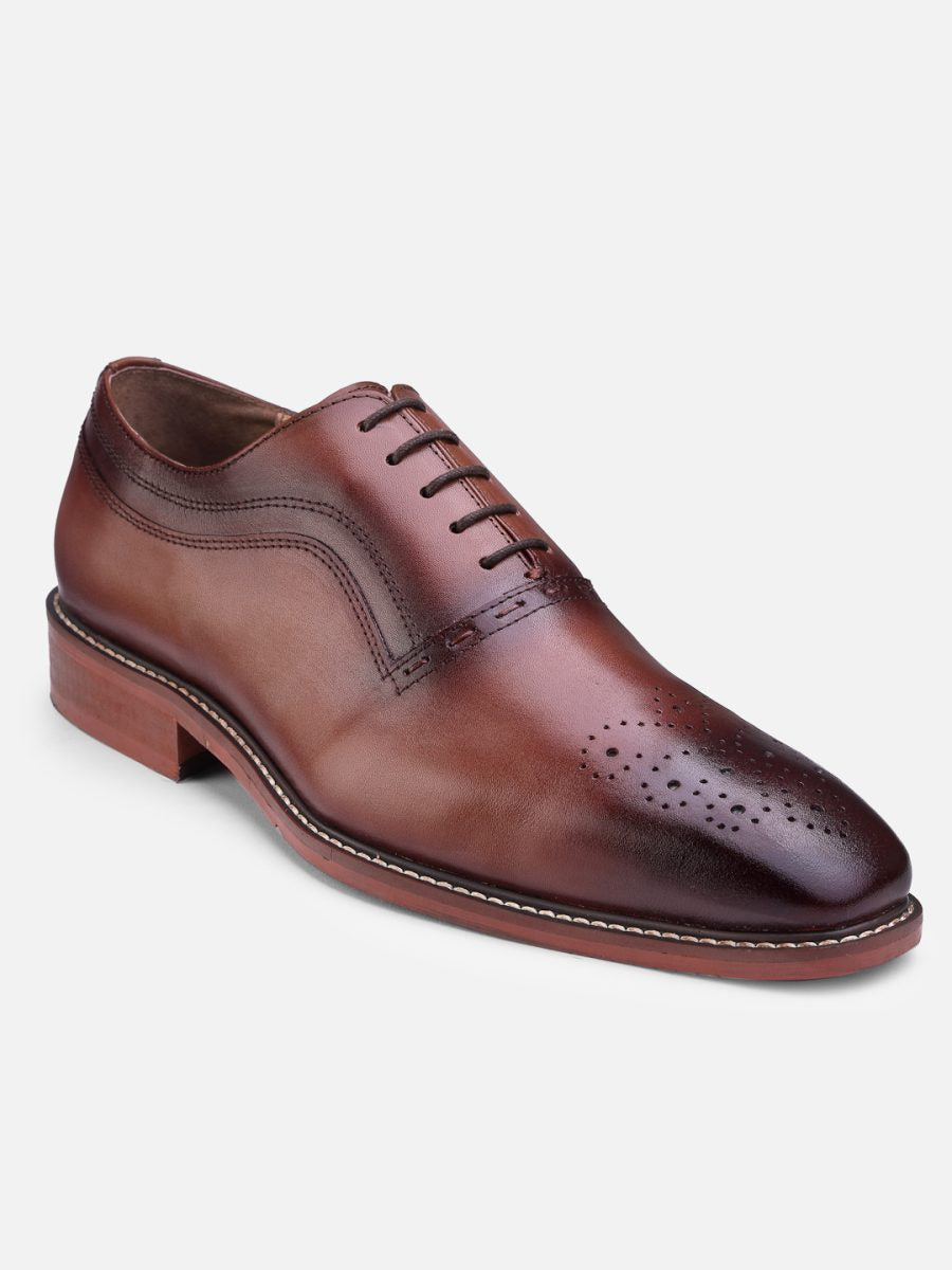 Bespoke Luxe Cognac Leather Brown Oxford Shoes For Men with brogue