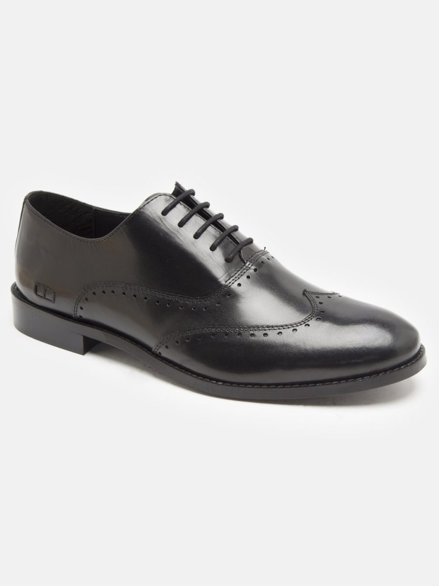 Leather black brogues shoes