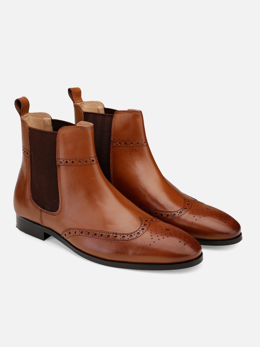 Tan Leather wingtip Chelsea boots